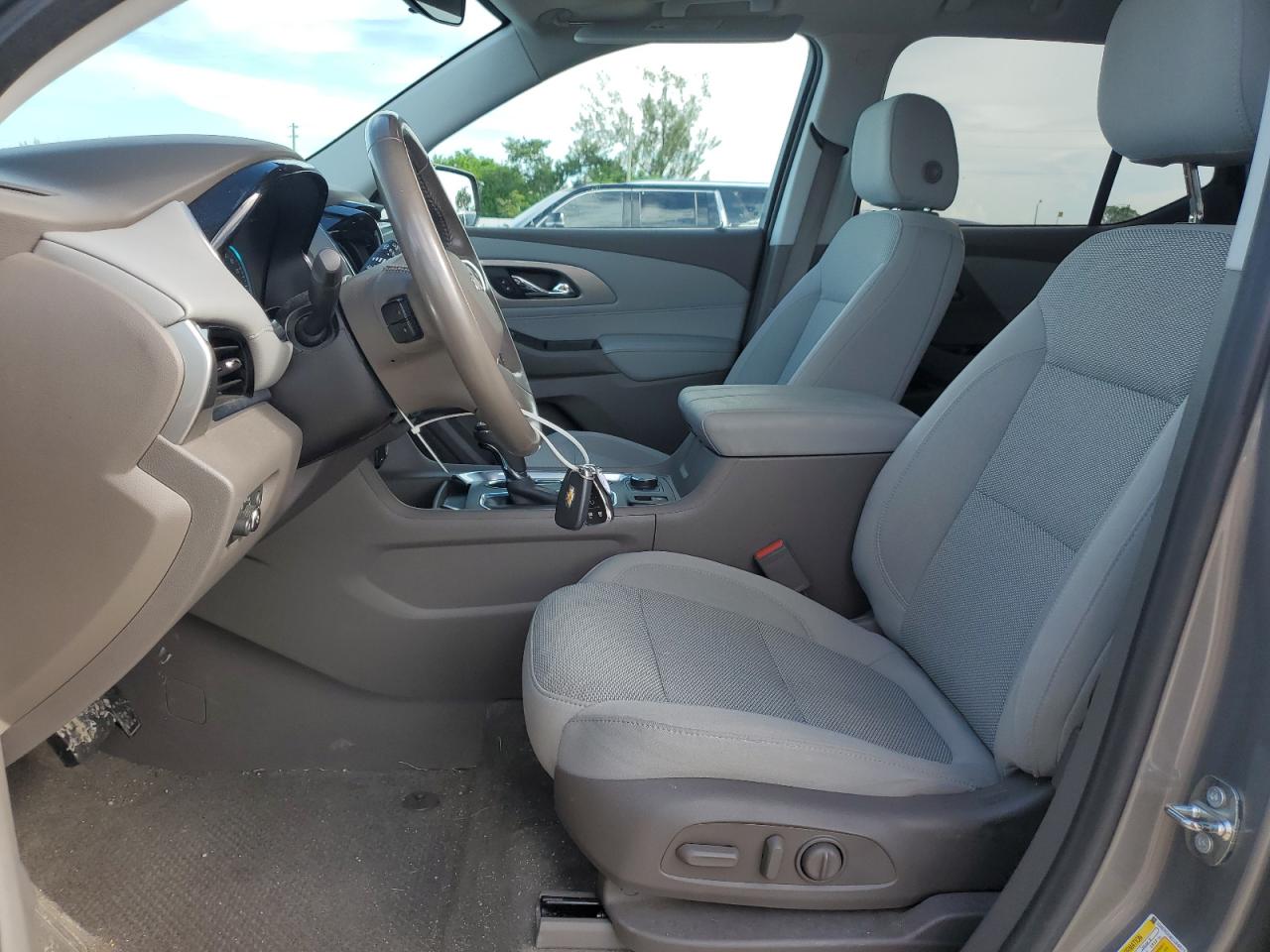 2018 Chevrolet Traverse Lt VIN: 1GNERGKW3JJ242077 Lot: 81426325