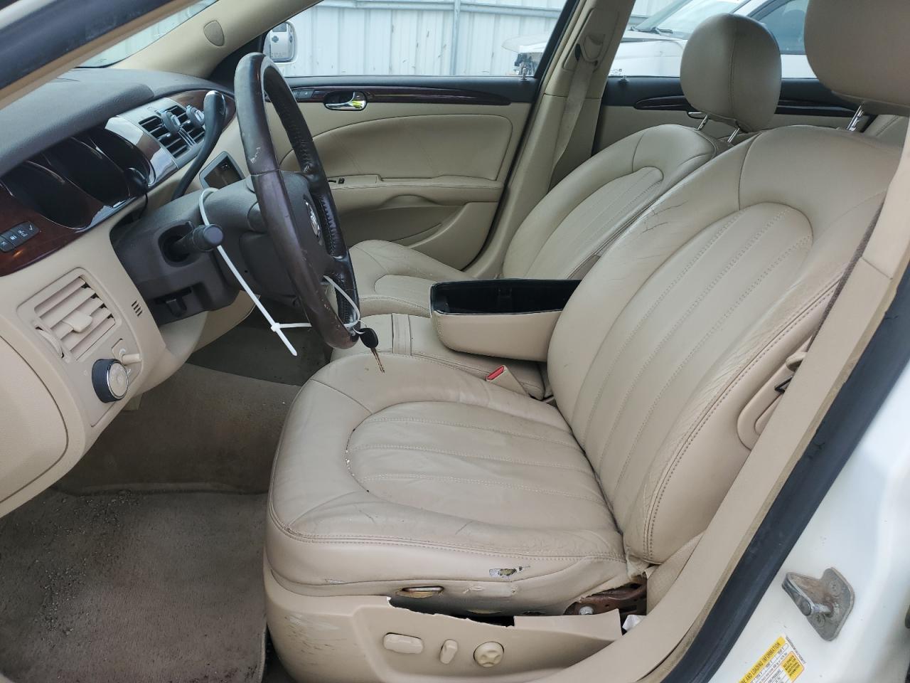 2010 Buick Lucerne Cxl VIN: 1G4HC5EM1AU105817 Lot: 69062405