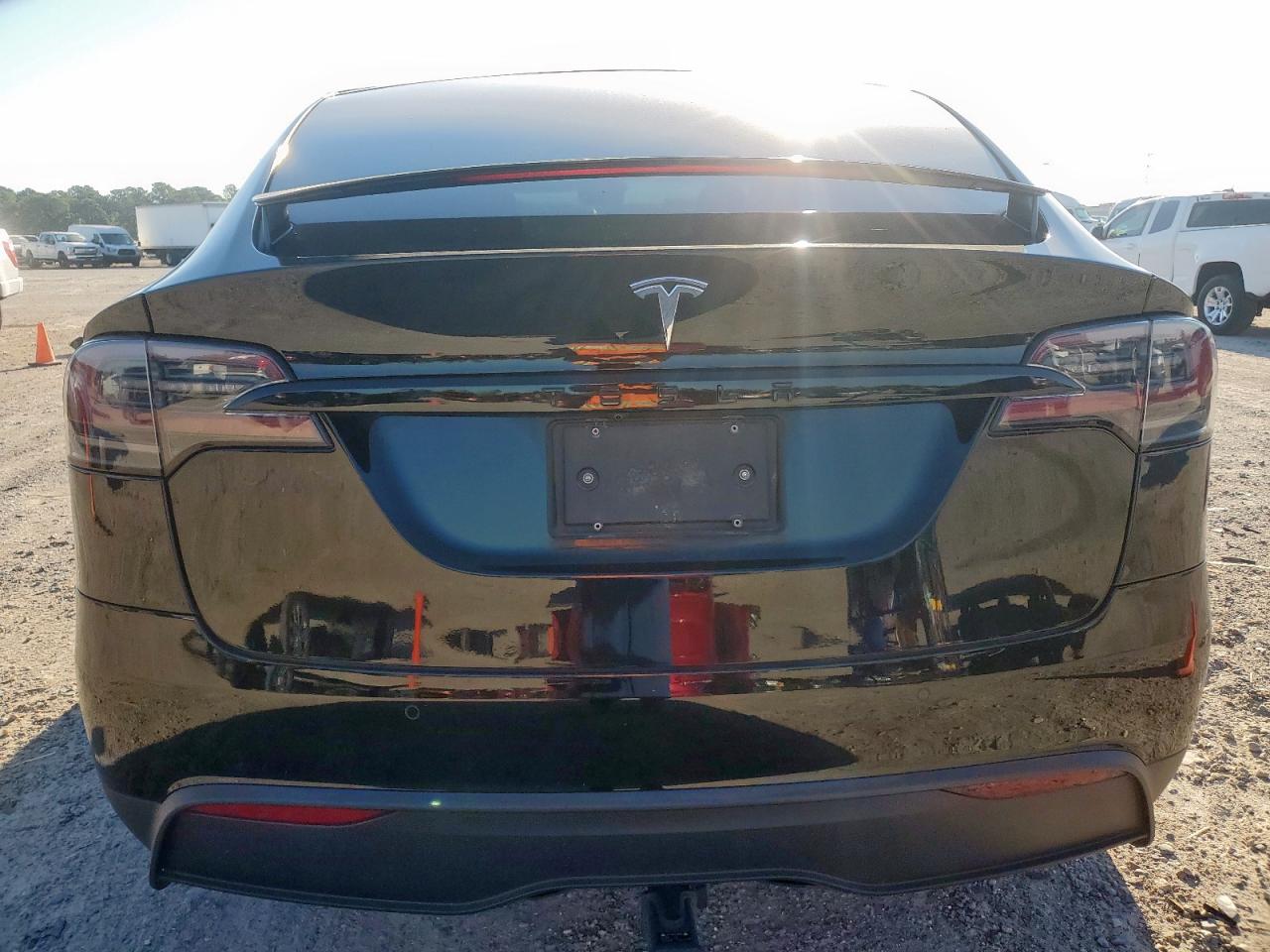 2022 Tesla Model X VIN: 7SAXCBE58NF334942 Lot: 87380245