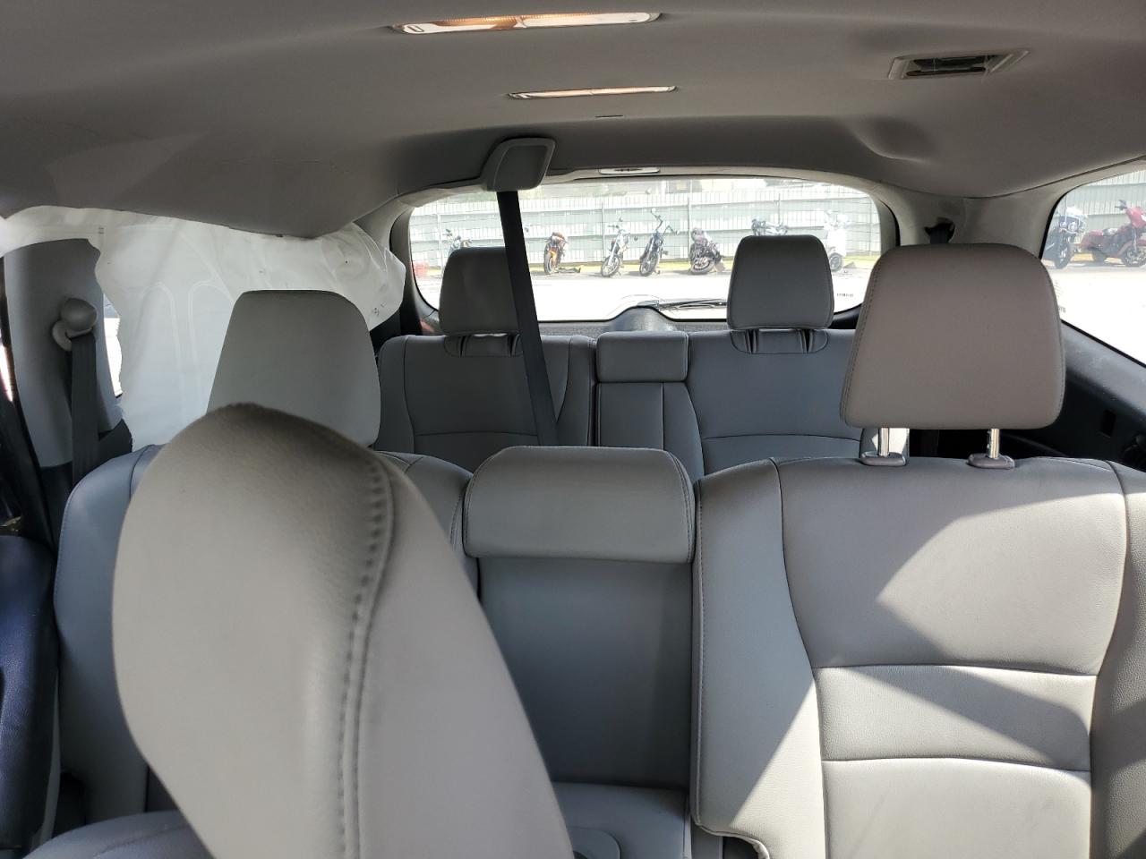 2017 Honda Pilot Exl VIN: 5FNYF5H51HB044911 Lot: 81850275