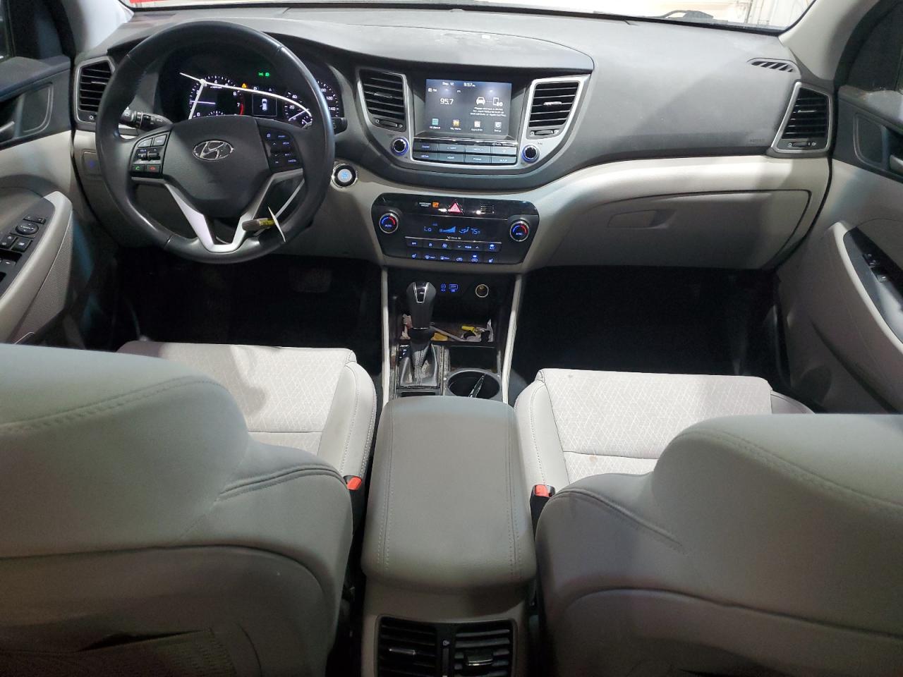 2018 Hyundai Tucson Value VIN: KM8J3CA23JU800505 Lot: 71951965