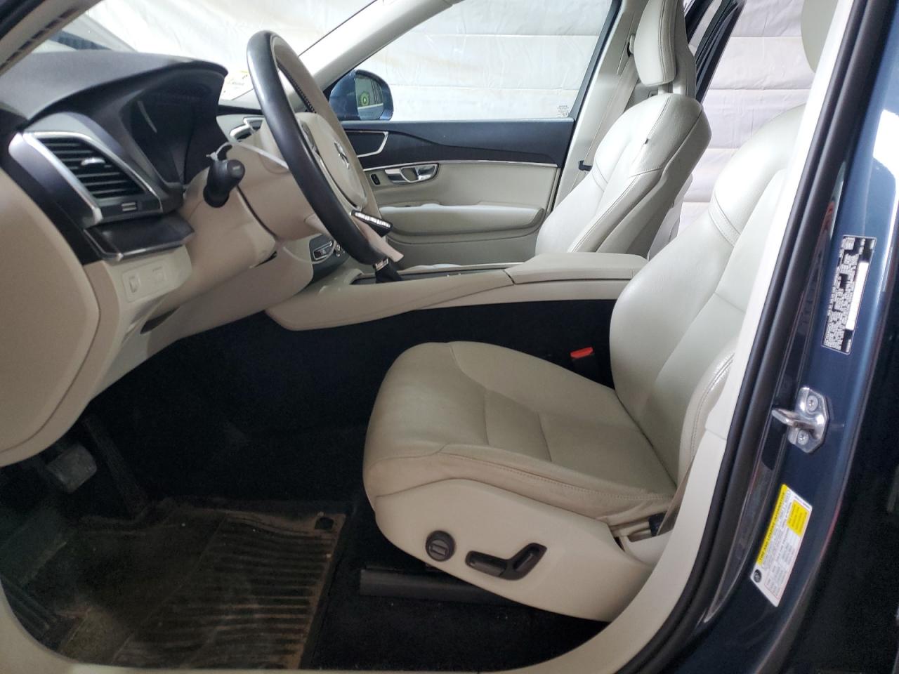 2020 Volvo Xc90 T5 Momentum VIN: YV4102PK1L1617247 Lot: 70779875