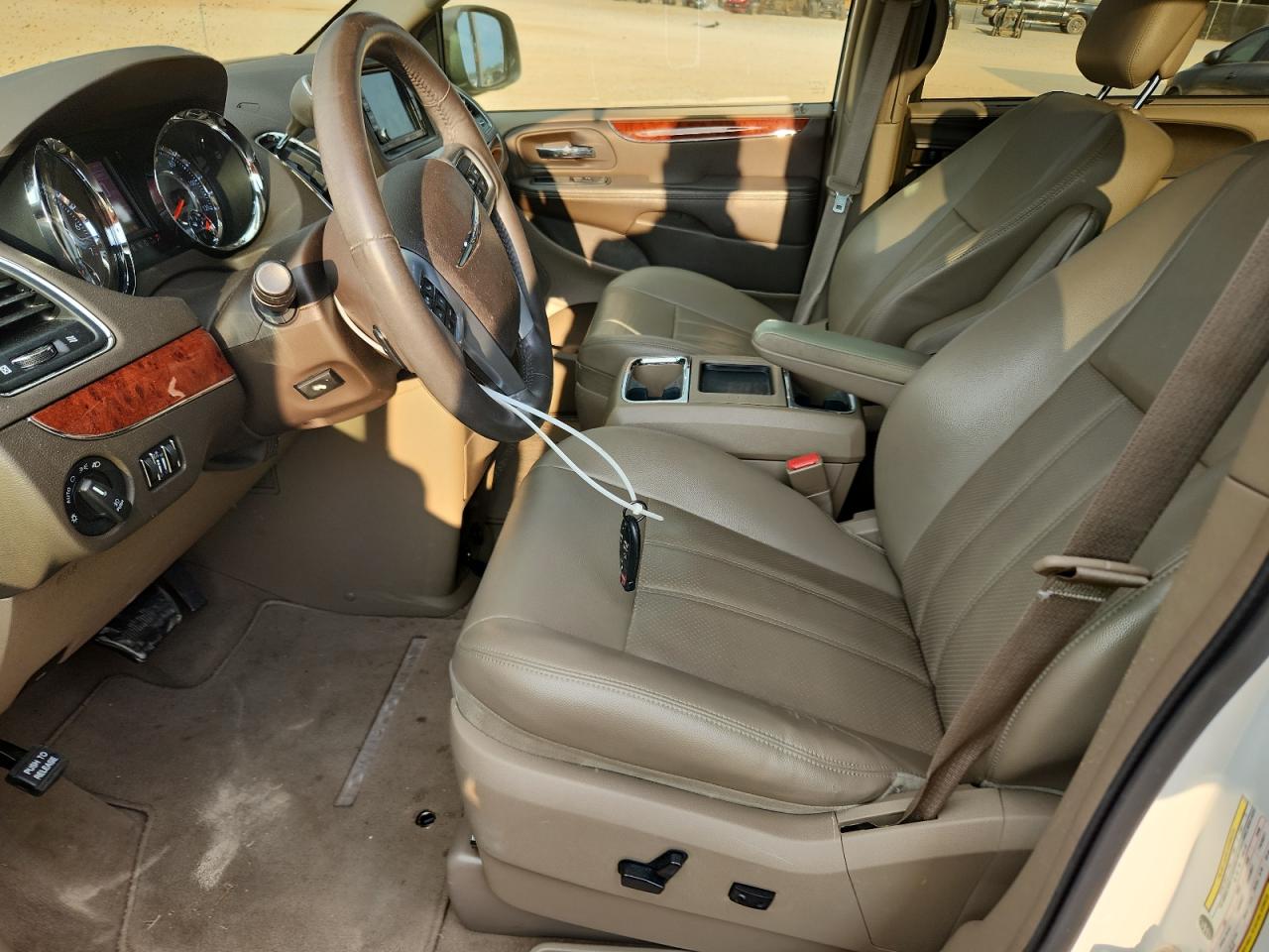 2013 Chrysler Town & Country Touring L VIN: 2C4RC1CG7DR815904 Lot: 71667965