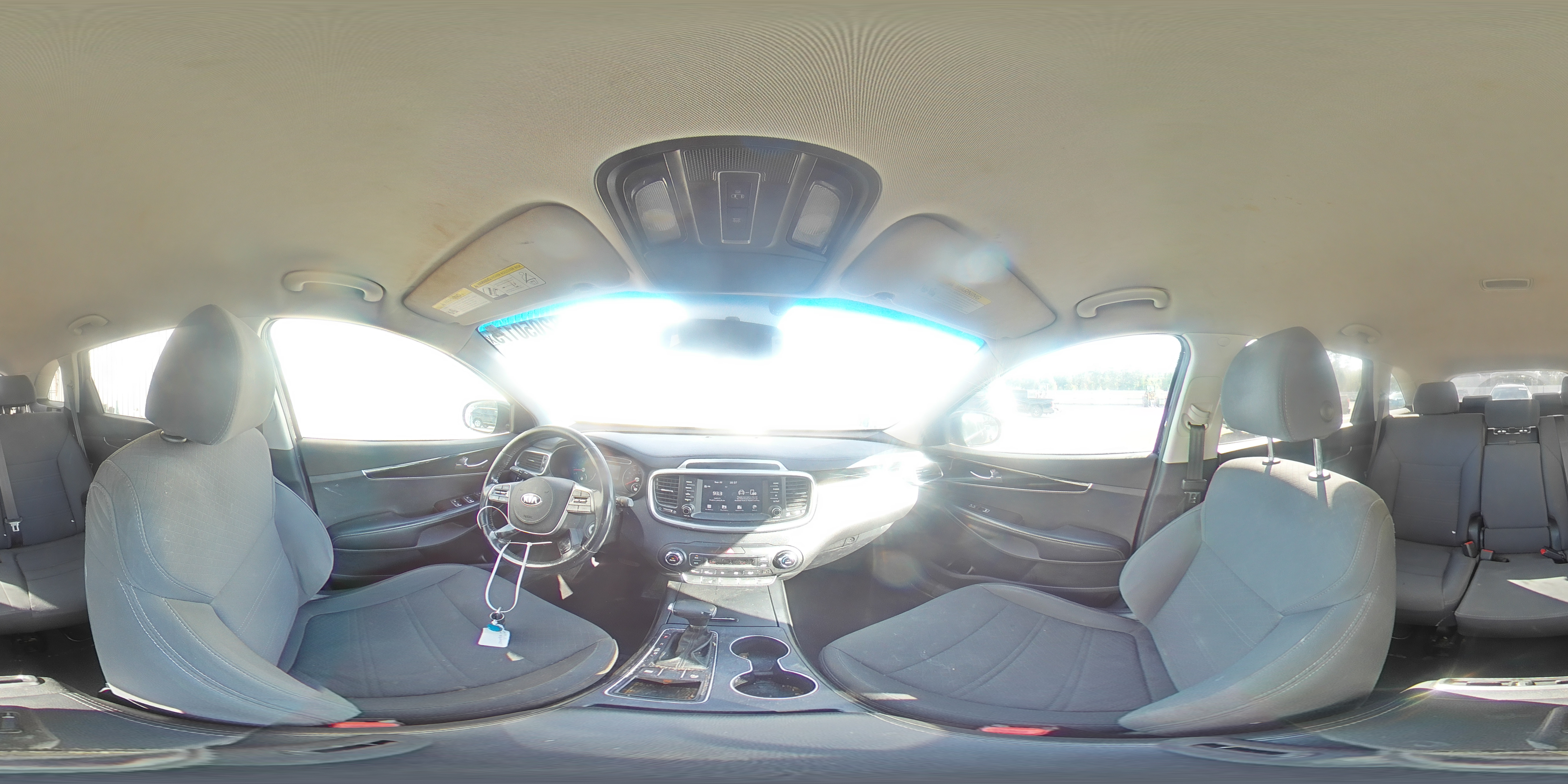 2020 Kia Sorento L VIN: 5XYPG4A39LG636814 Lot: 82050175