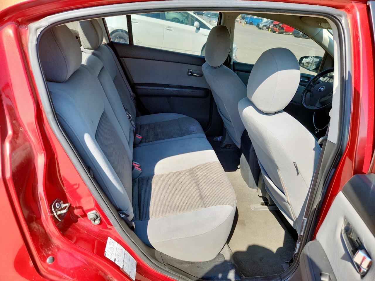 2010 Nissan Sentra 2.0 VIN: 3N1AB6AP4AL715075 Lot: 70904655