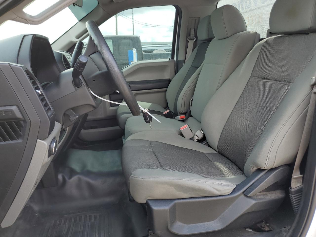 2017 Ford F150 VIN: 1FTMF1C83HKC30820 Lot: 80063385