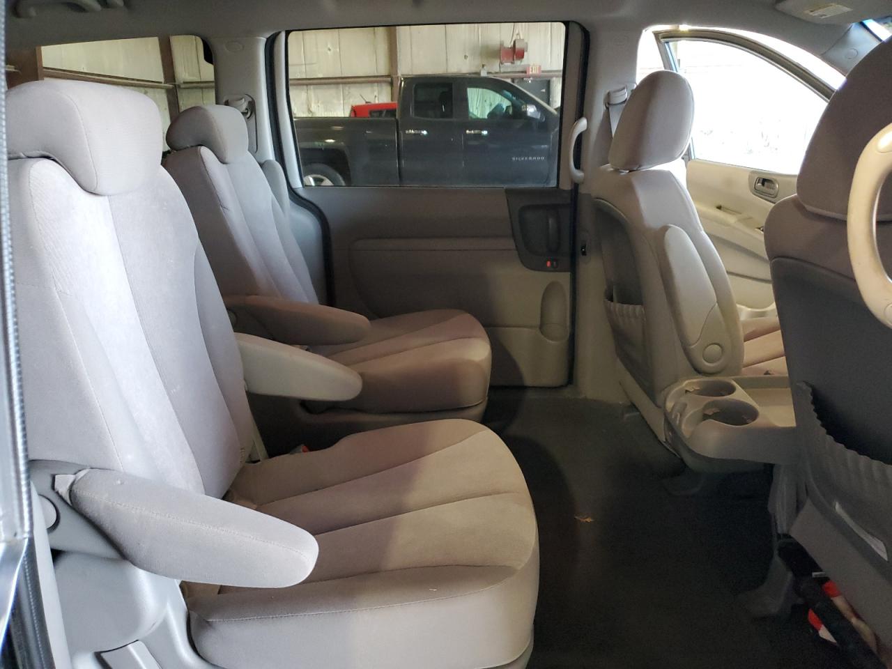 2009 Kia Sedona Ex VIN: KNDMB233796317121 Lot: 84377965