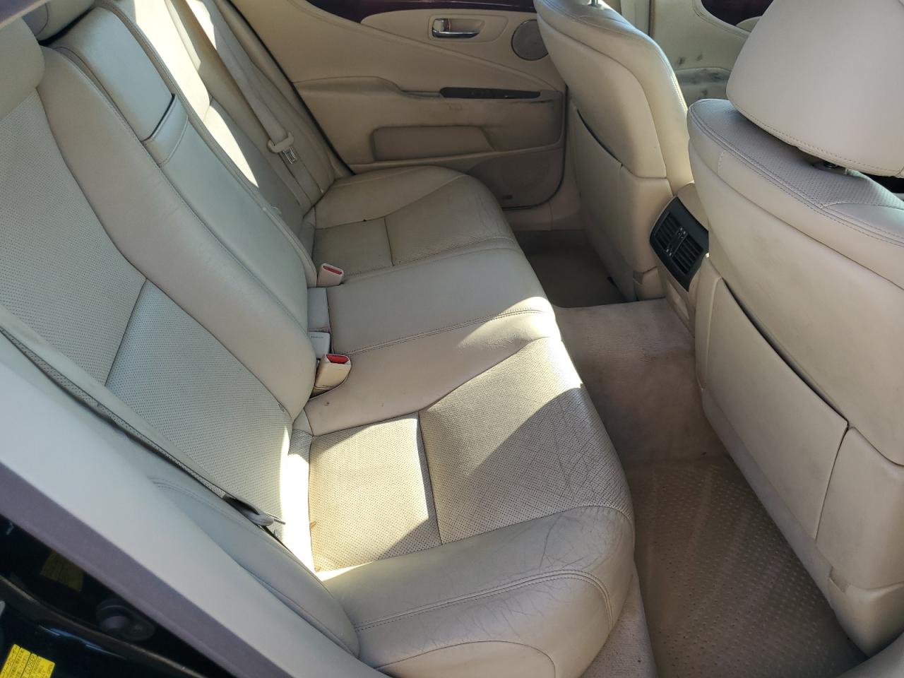 2011 Lexus Ls 460 VIN: JTHCL5EF2B5010922 Lot: 81009355