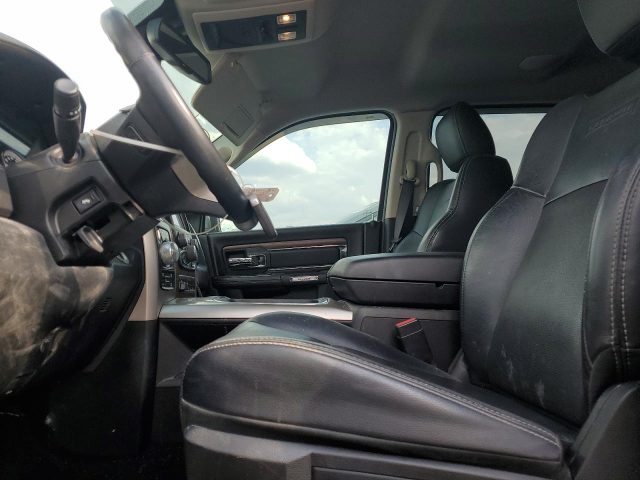 2016 Ram 1500 Laramie VIN: 1C6RR7NM0GS354298 Lot: 70212125