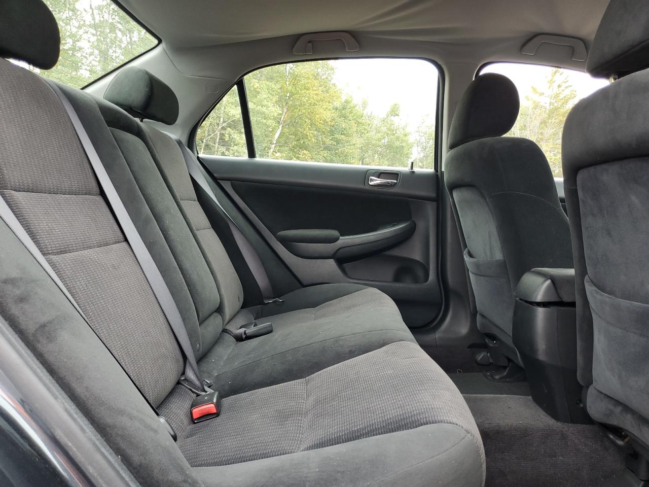 2005 Honda Accord Lx VIN: 1HGCM56475A812617 Lot: 81052655