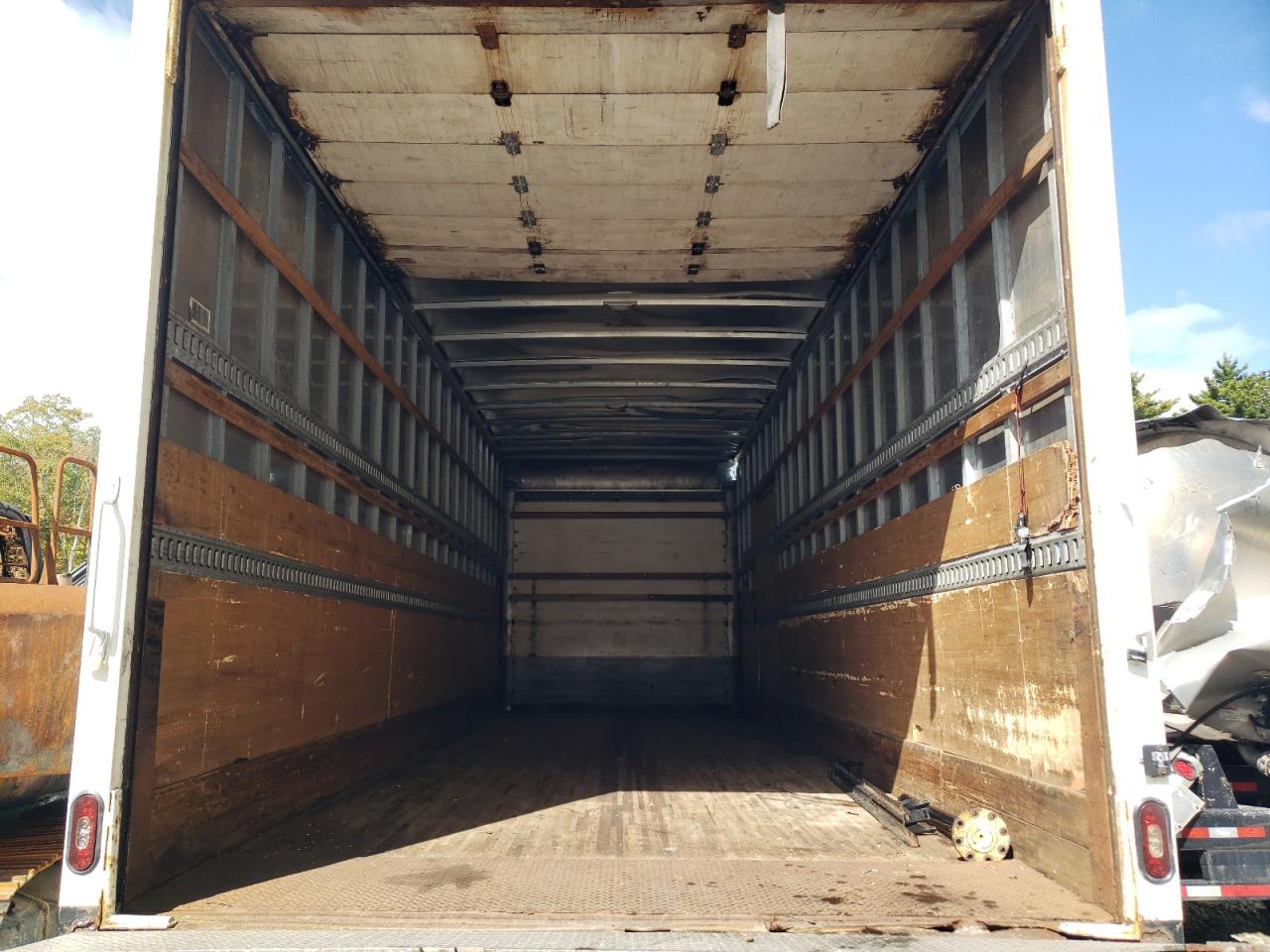 2016 International 4000 4300 VIN: 1HTMMMML6GH106890 Lot: 81095695