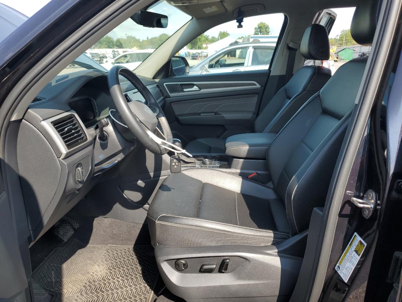 2022 Volkswagen Atlas Se VIN: 1V2HR2CA4NC560214 Lot: 71680205