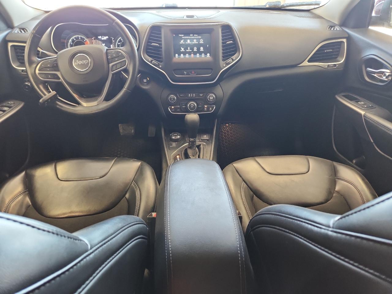 2019 Jeep Cherokee Latitude Plus VIN: 1C4PJMLB4KD214338 Lot: 84250045