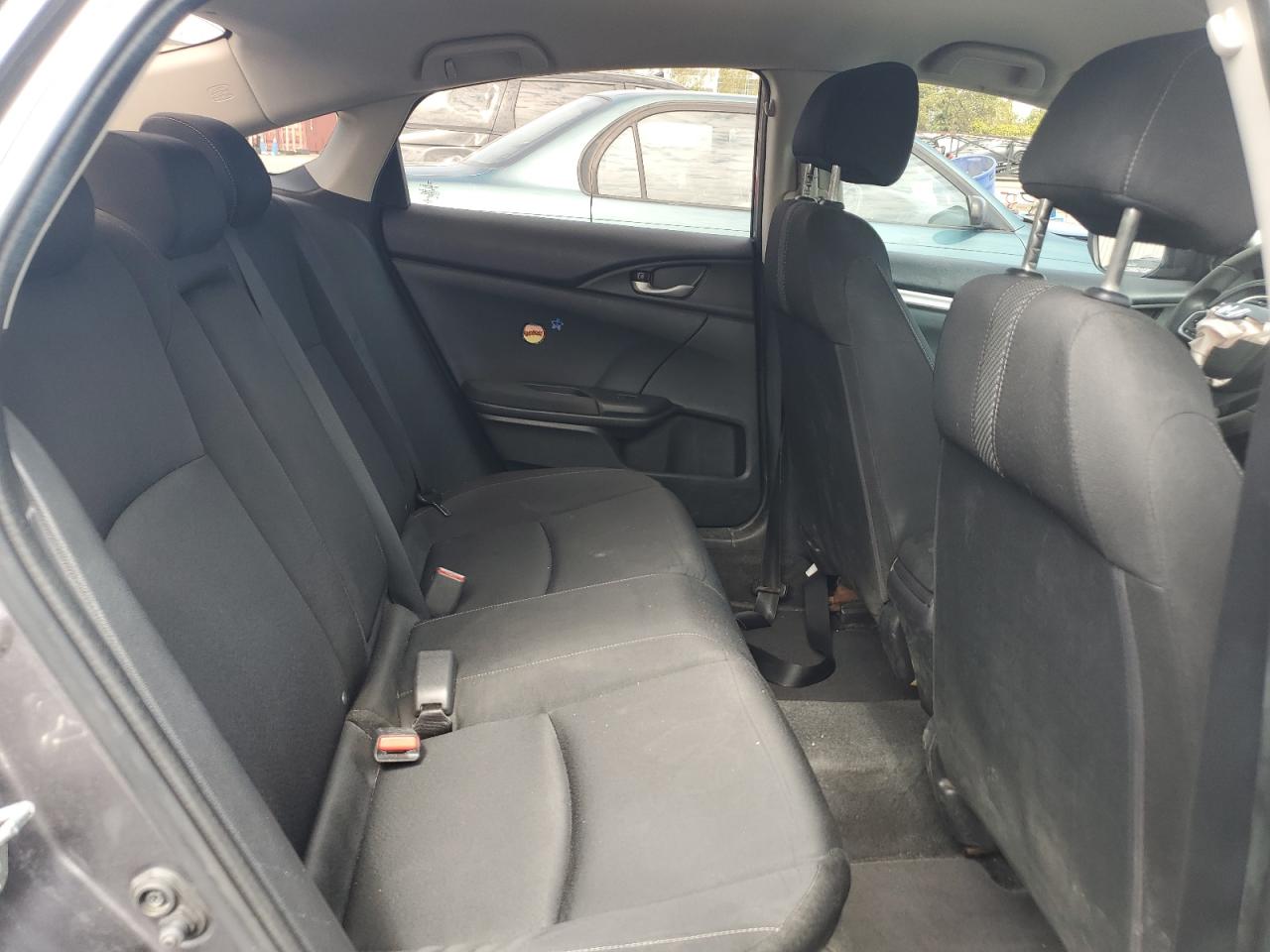 2018 Honda Civic Lx VIN: 2HGFC2F53JH026199 Lot: 70535375