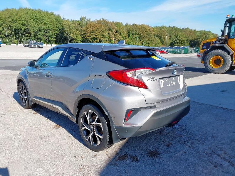 2018 TOYOTA C-HR DESIGN