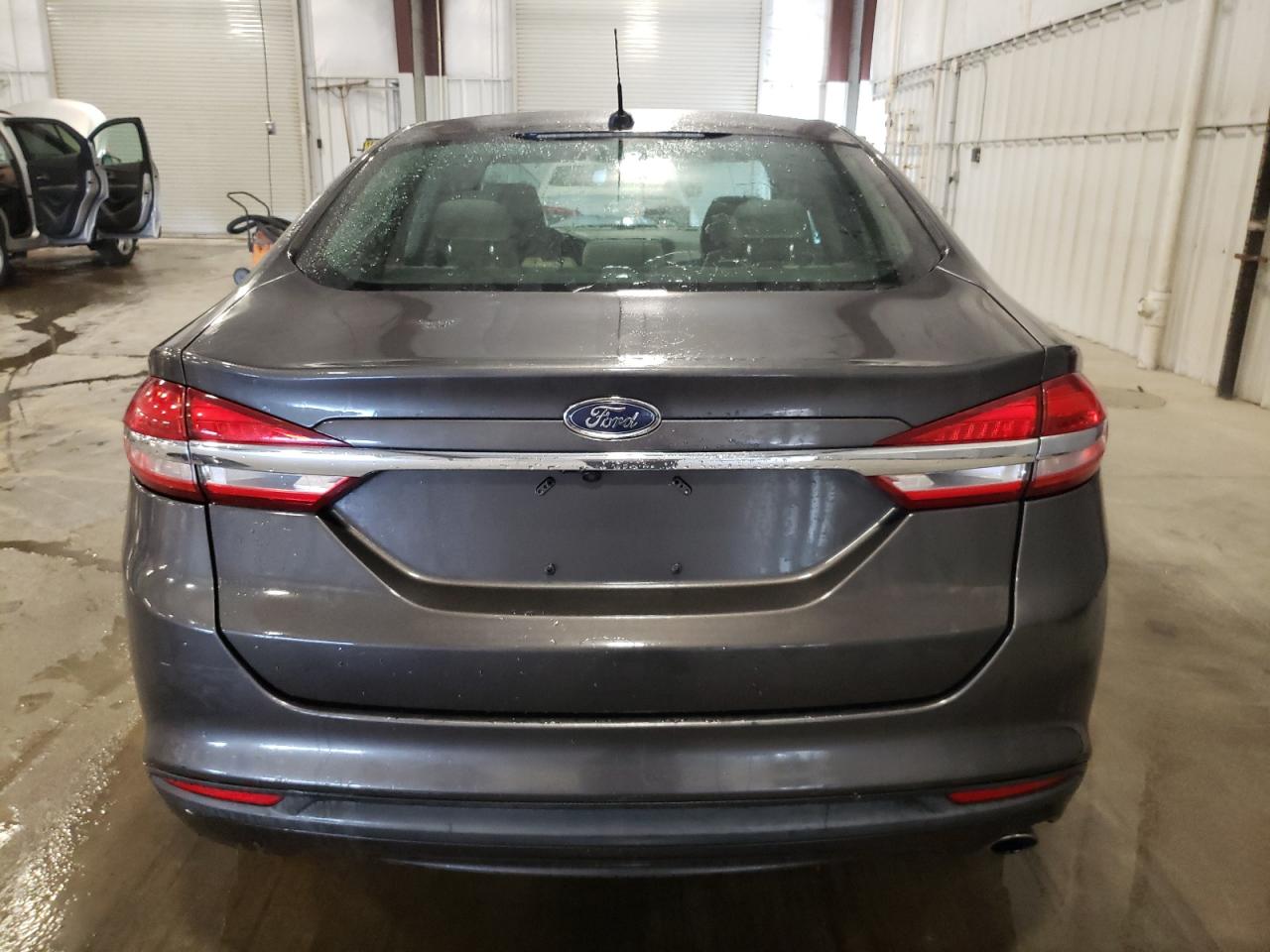 2017 Ford Fusion S VIN: 3FA6P0G72HR105584 Lot: 81049725