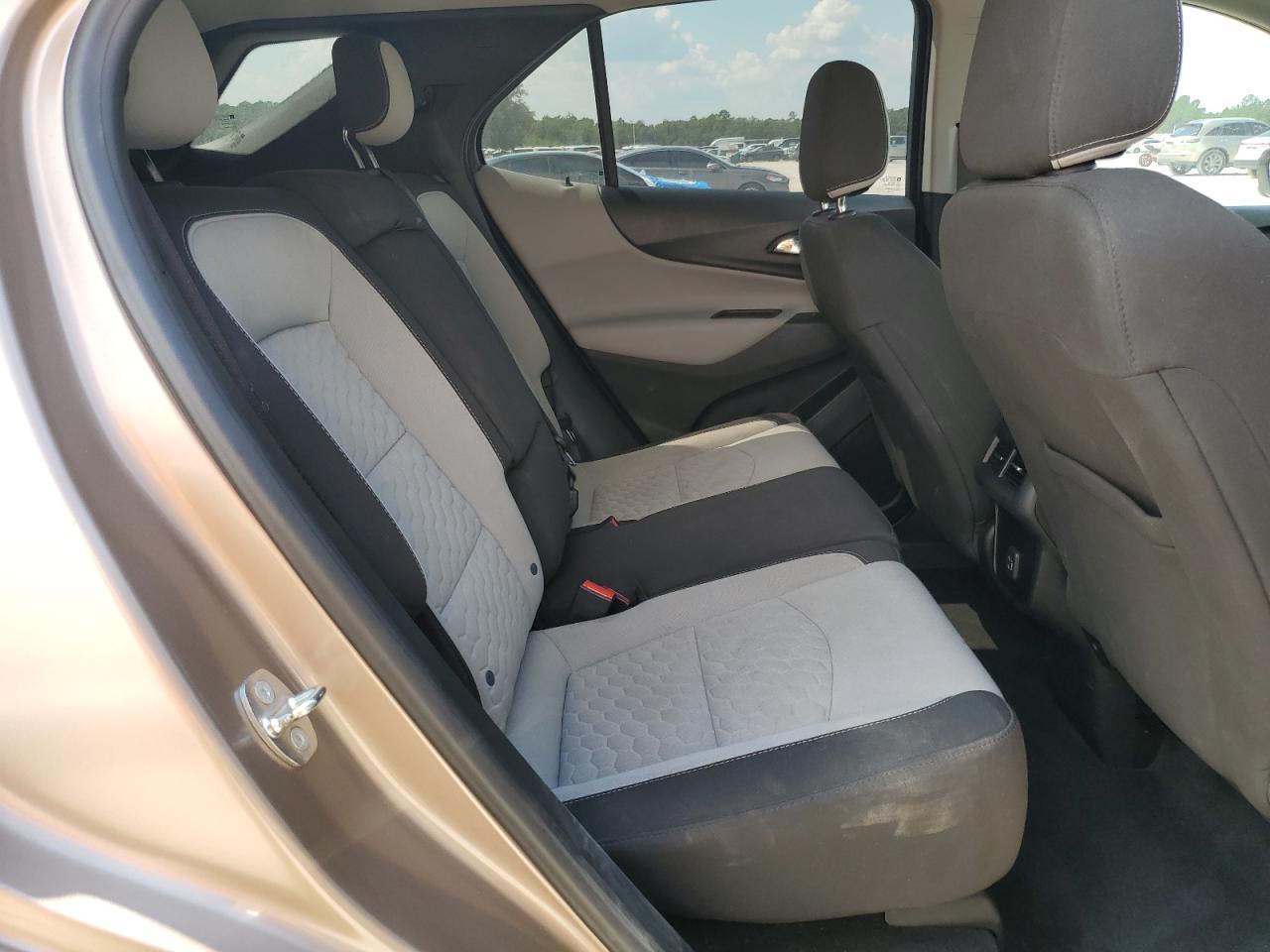 2019 Chevrolet Equinox Lt VIN: 2GNAXJEV8K6263073 Lot: 81386645