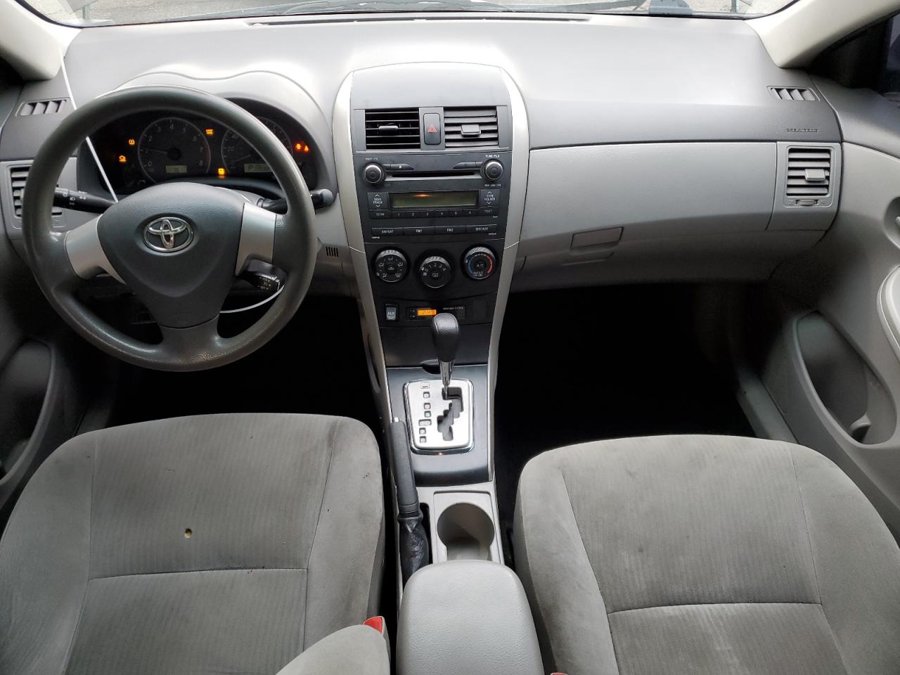 2010 Toyota Corolla Base VIN: 2T1BU4EE5AC525846 Lot: 81165005