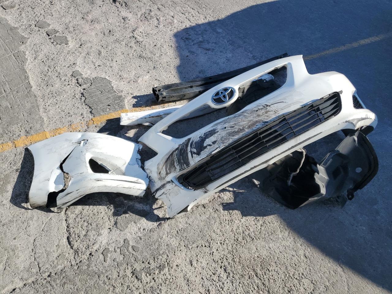 2010 Toyota Corolla Base VIN: JTDBU4EE6A9110993 Lot: 82160855