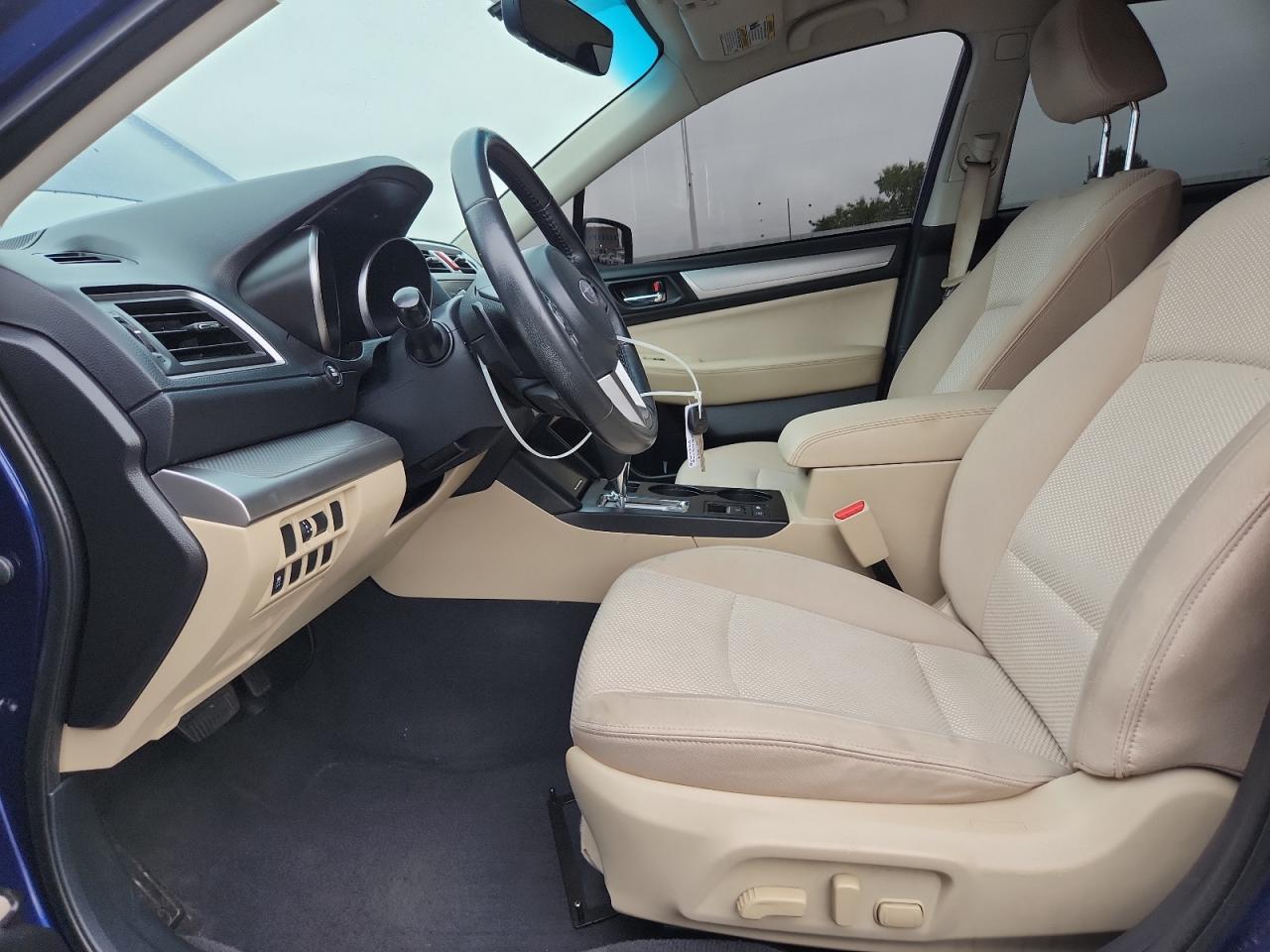 2017 Subaru Outback 2.5I Premium VIN: 4S4BSACC6H3232820 Lot: 81524145