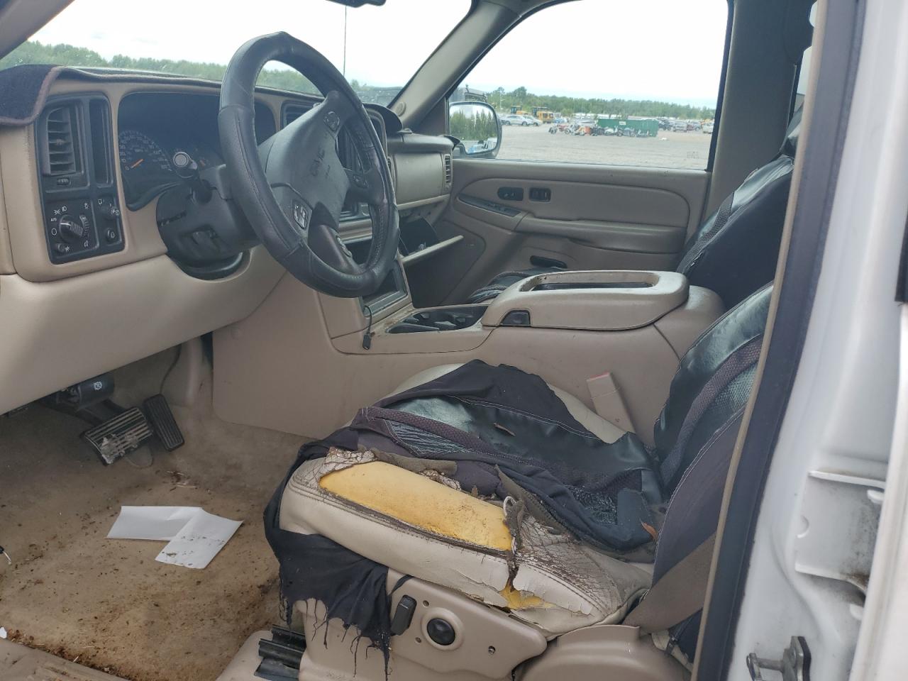 2005 GMC Yukon VIN: 1GKEC13Z75R228002 Lot: 81797515