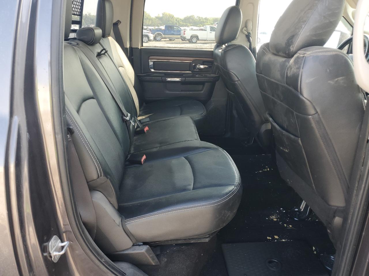 2015 Ram 1500 Laramie VIN: 1C6RR7VM5FS569299 Lot: 71428575