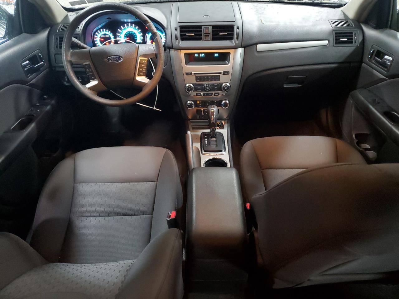 2010 Ford Fusion Se VIN: 3FAHP0HA3AR215116 Lot: 81004865