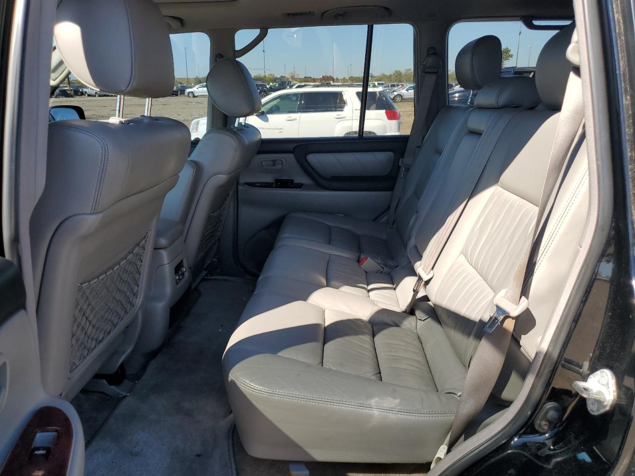 2004 Toyota Land Cruiser VIN: JTEHT05JX42058022 Lot: 81950305