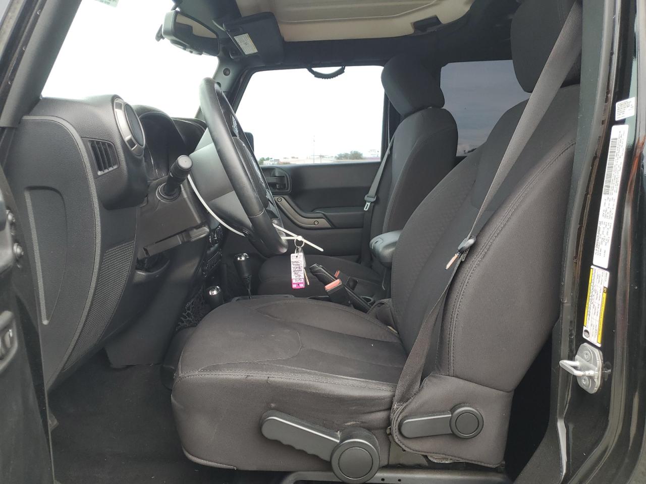 2014 Jeep Wrangler Unlimited Sport VIN: 1C4HJWDG9EL113252 Lot: 80471505