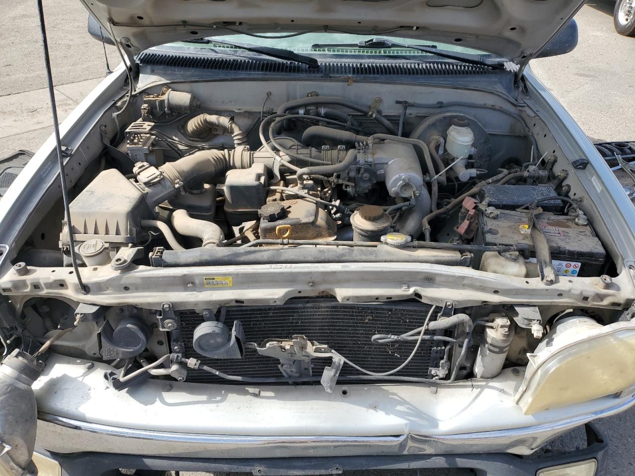 2004 Toyota Tacoma Xtracab VIN: 5TEVL52N84Z417102 Lot: 81781515