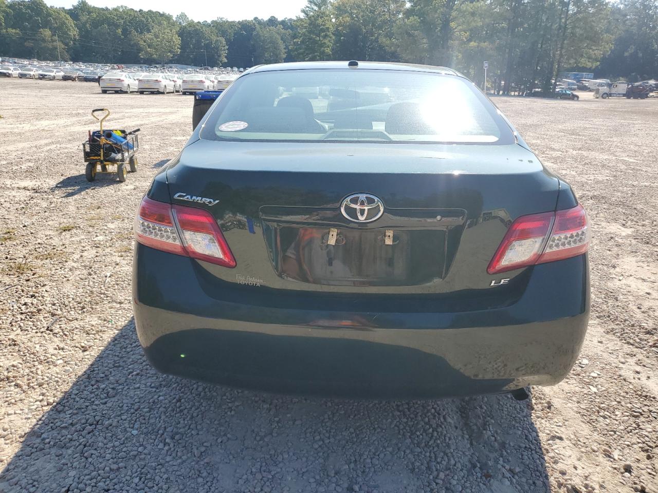 2010 Toyota Camry Base VIN: 4T1BF3EK7AU523203 Lot: 71810625