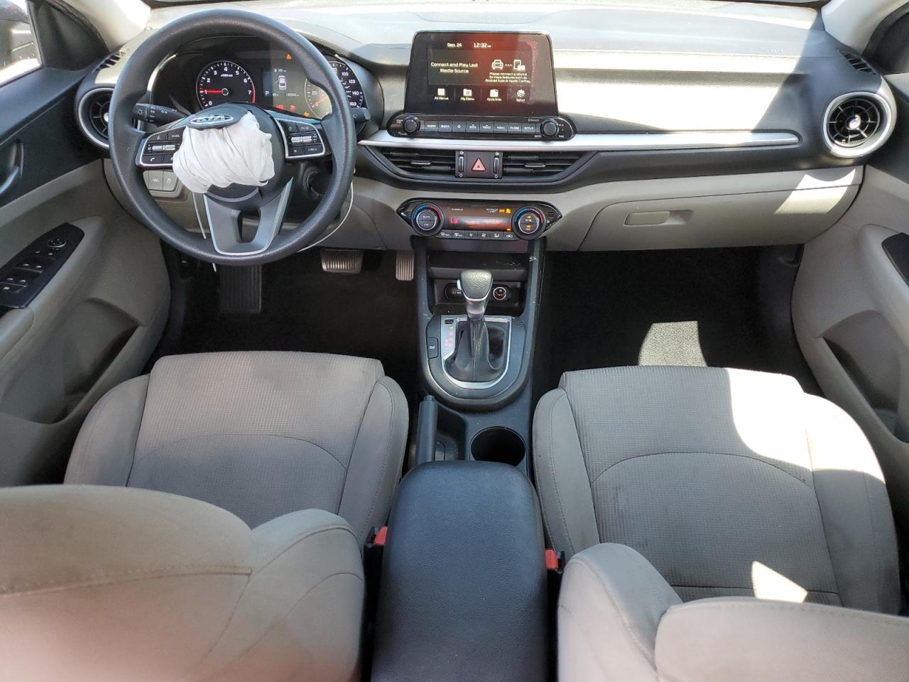 2019 Kia Forte Fe VIN: 3KPF24AD5KE019313 Lot: 83871905