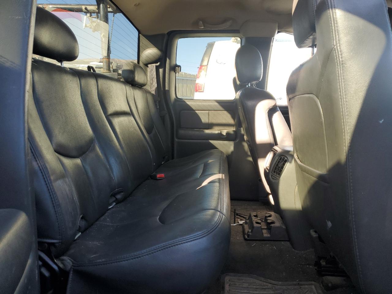 2005 Chevrolet Silverado K2500 Heavy Duty VIN: 1GCHK29225E177124 Lot: 71432785