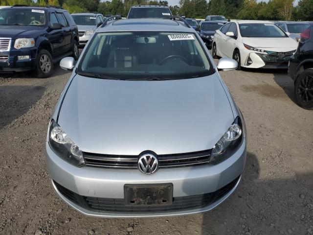 Crossovers VOLKSWAGEN JETTA 2014 Srebrny