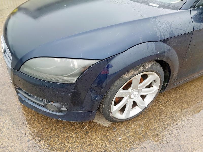 2006 AUDI TT 
