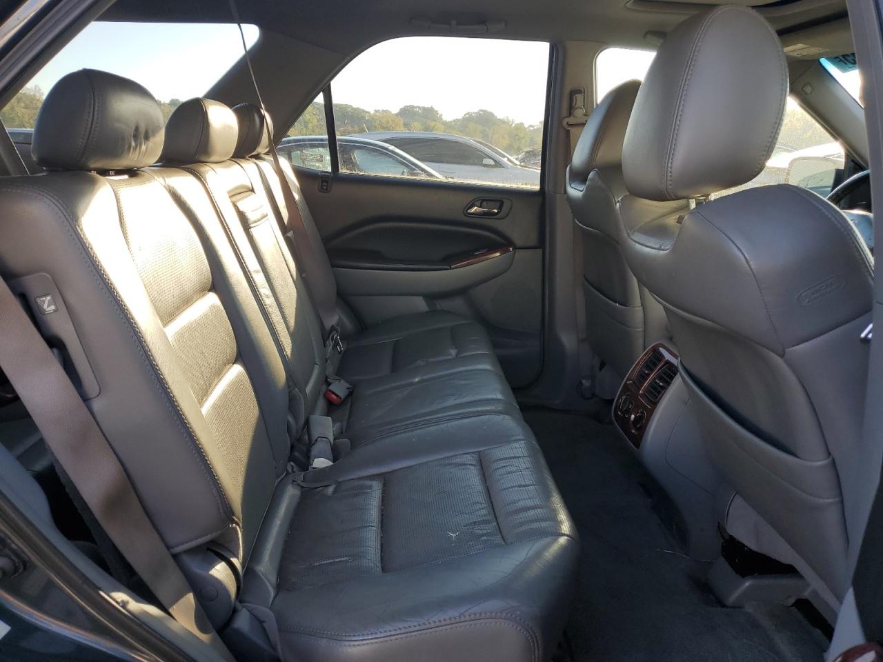 2005 Acura Mdx Touring VIN: 2HNYD18655H520892 Lot: 84270165