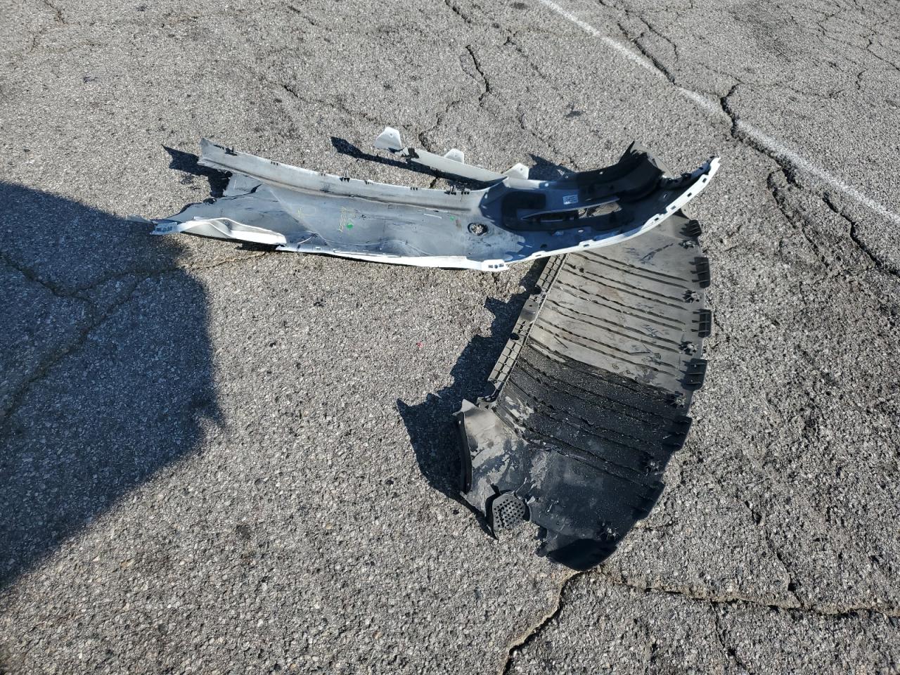 2021 Tesla Model Y VIN: 5YJYGDEEXMF276123 Lot: 84660505