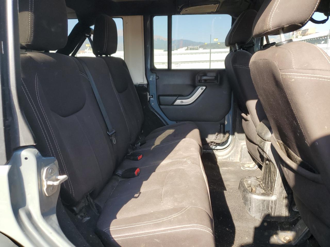 2015 Jeep Wrangler Unlimited Sahara VIN: 1C4BJWEG4FL556155 Lot: 70103095