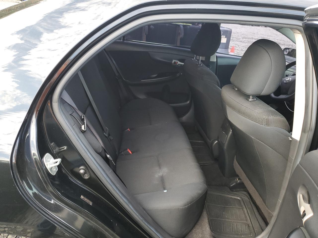 2011 Toyota Corolla Base VIN: 2T1BU4EE2BC715749 Lot: 84354985