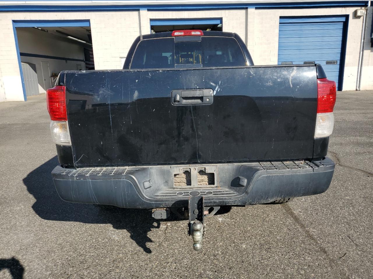 2011 Toyota Tundra Double Cab Sr5 VIN: 5TFUY5F18BX186324 Lot: 83878365