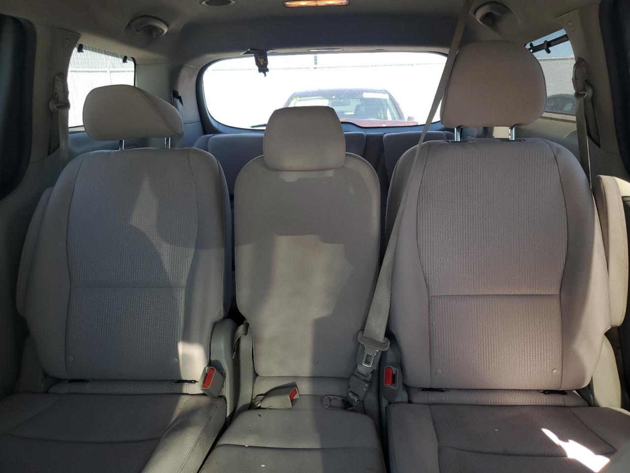 2020 Kia Sedona Lx VIN: KNDMB5C15L6568923 Lot: 84790485