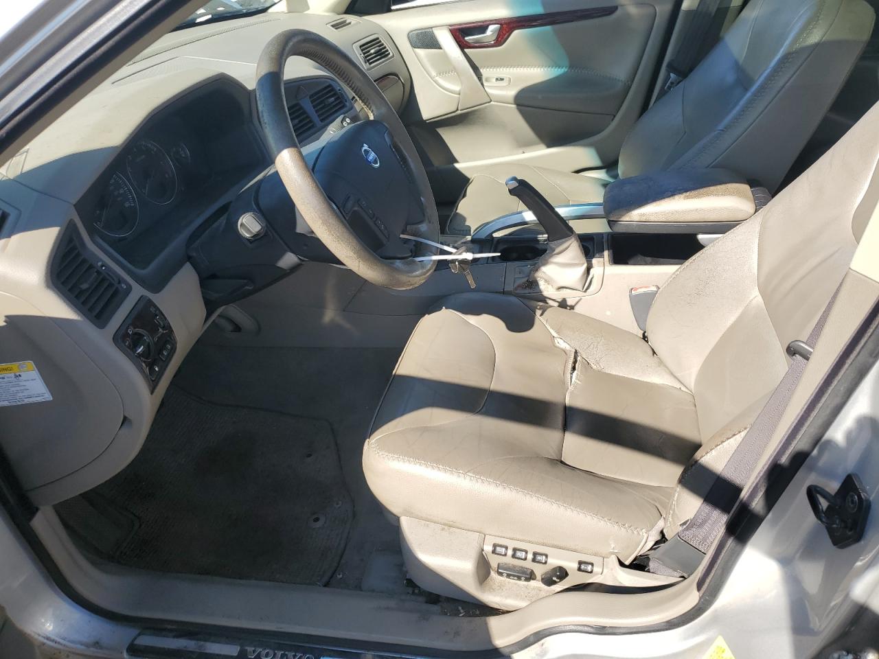 2004 Volvo Xc70 VIN: YV1SZ59H341158542 Lot: 80711655