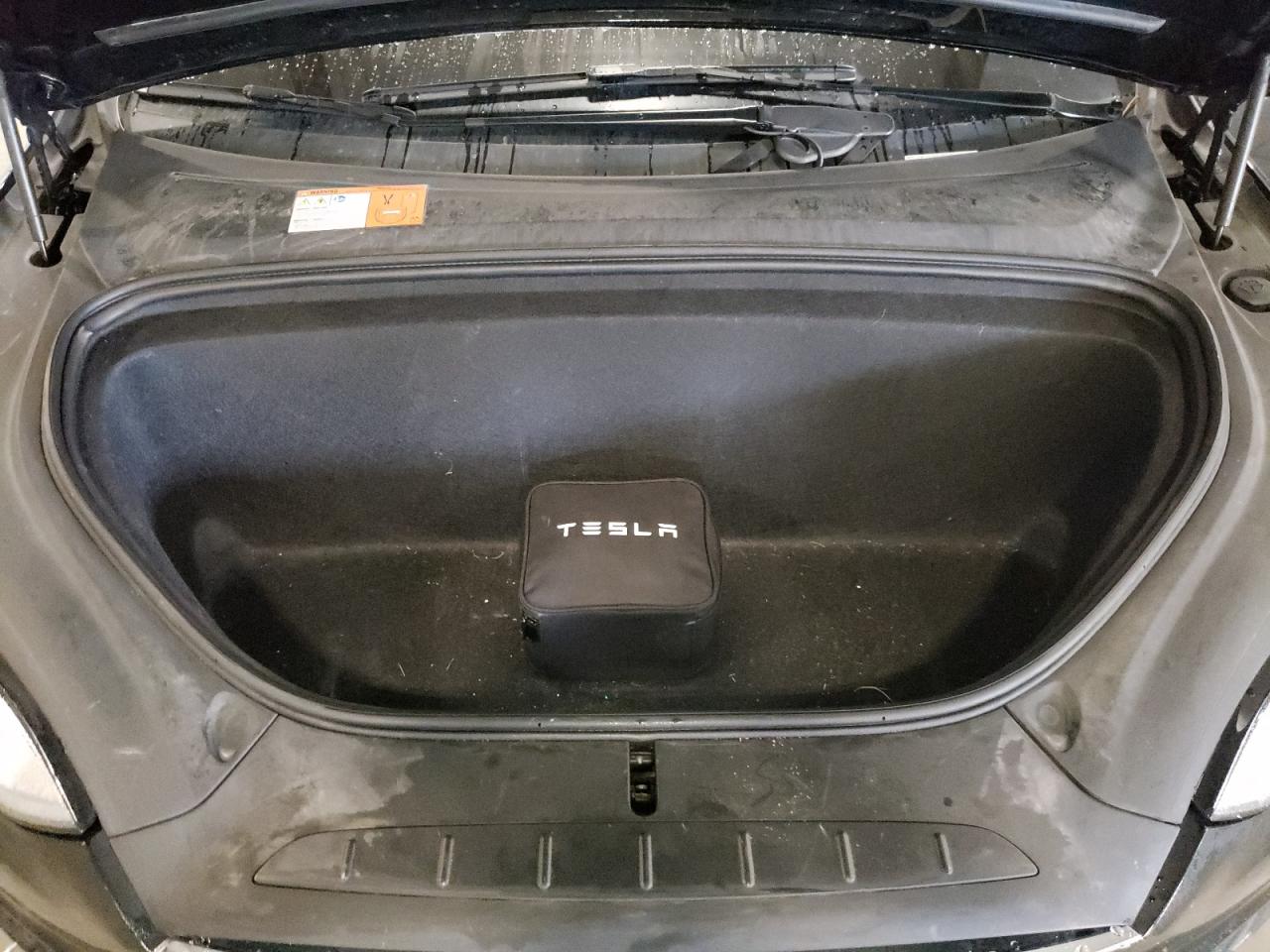 2018 Tesla Model X VIN: 5YJXCBE41JF125458 Lot: 81709185