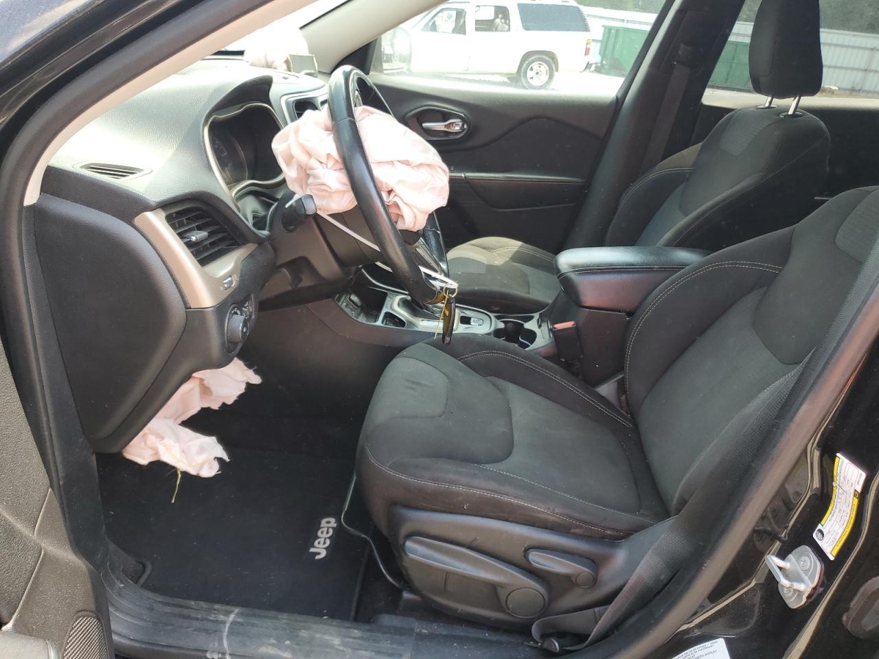 2016 Jeep Cherokee Latitude VIN: 1C4PJLCS4GW171397 Lot: 80750105