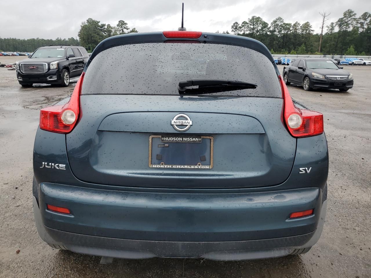 2011 Nissan Juke S VIN: JN8AF5MR2BT023732 Lot: 84186275