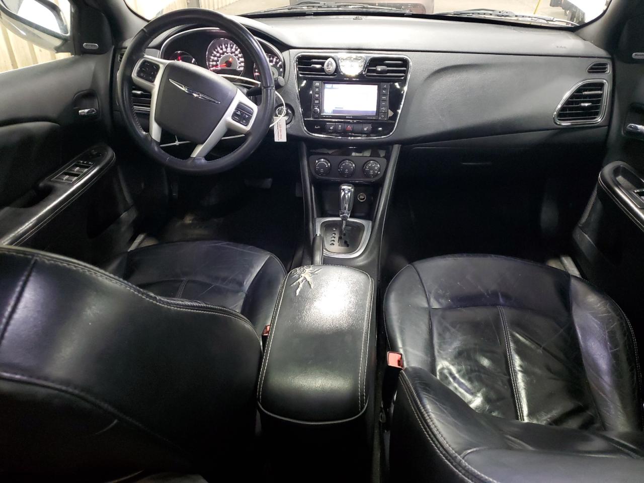 2013 Chrysler 200 Limited VIN: 1C3CCBCG8DN525832 Lot: 71052095