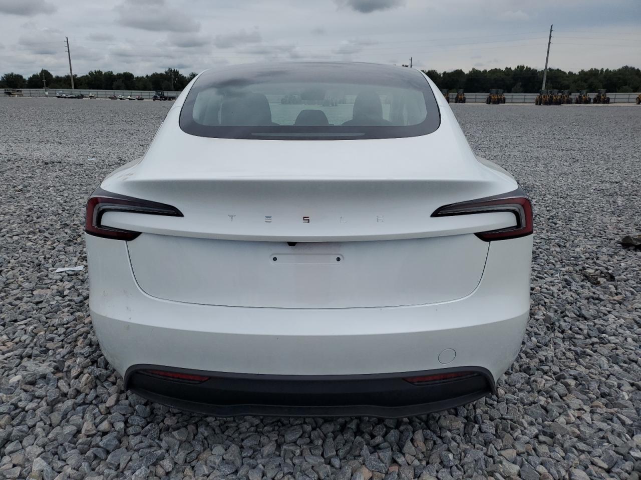2025 Tesla Model 3 VIN: 5YJ3E1EA6SF034101 Lot: 70915685