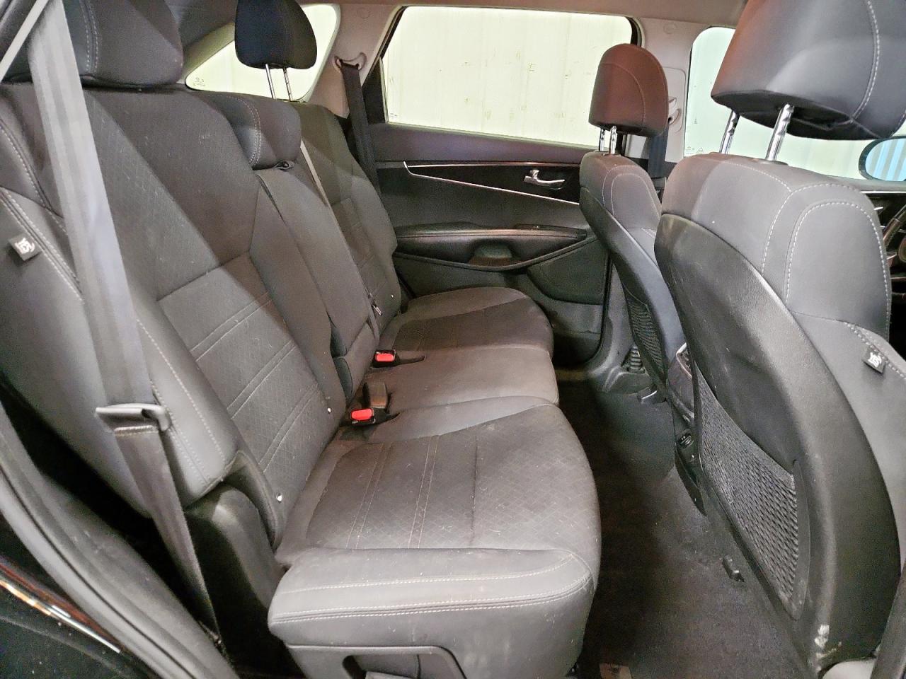 2017 Kia Sorento Lx VIN: 5XYPG4A34HG272485 Lot: 82134175