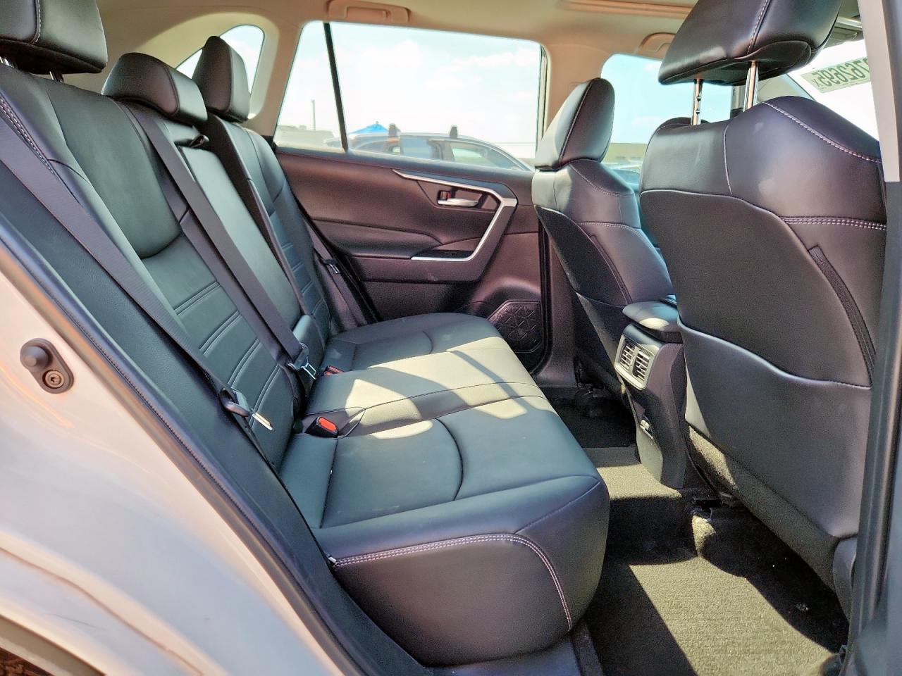 2022 Toyota Rav4 Xle Premium VIN: 2T3A1RFV3NW274806 Lot: 80762695