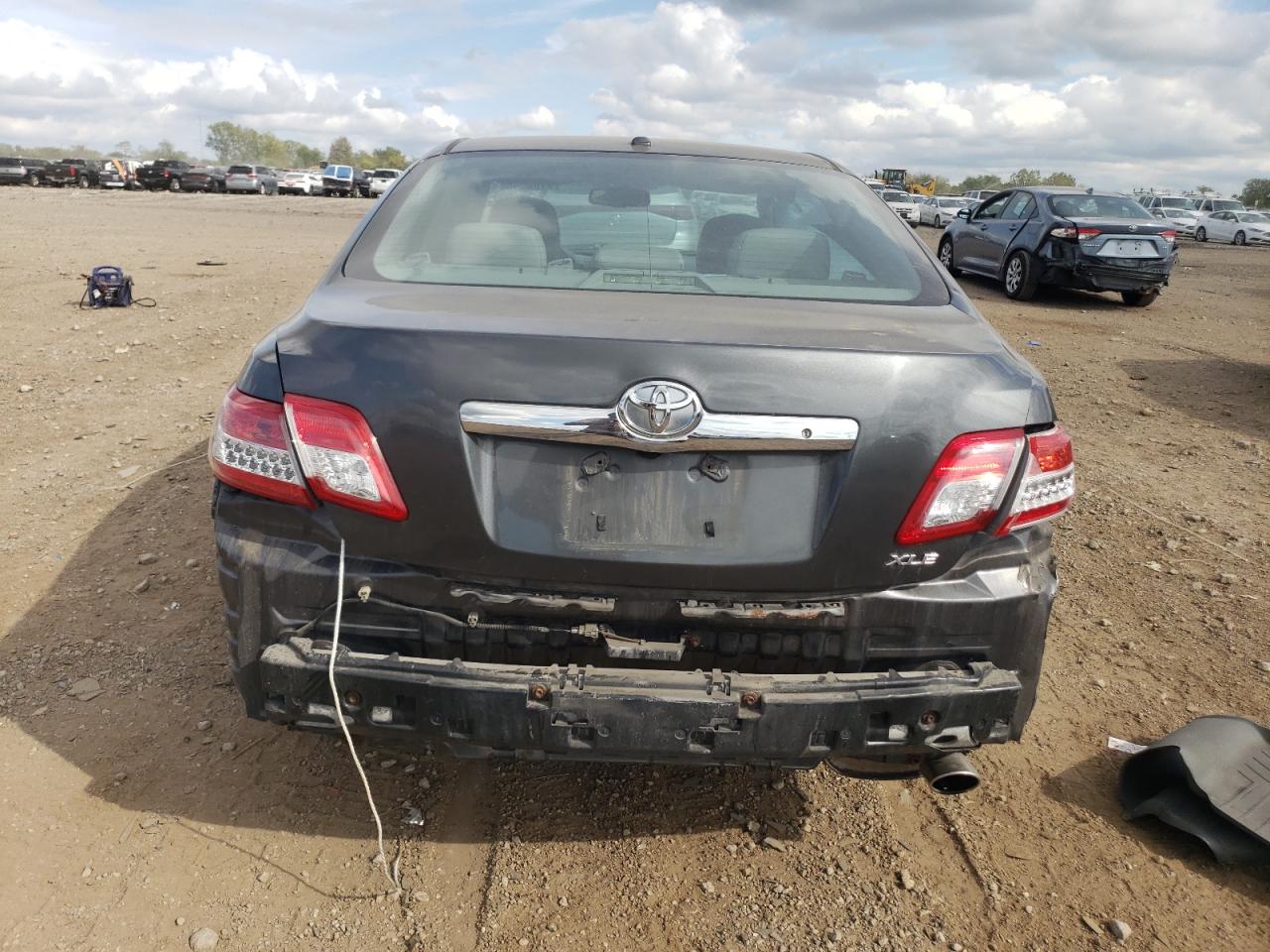 2010 Toyota Camry Base VIN: 4T4BF3EK2AR038232 Lot: 81808485